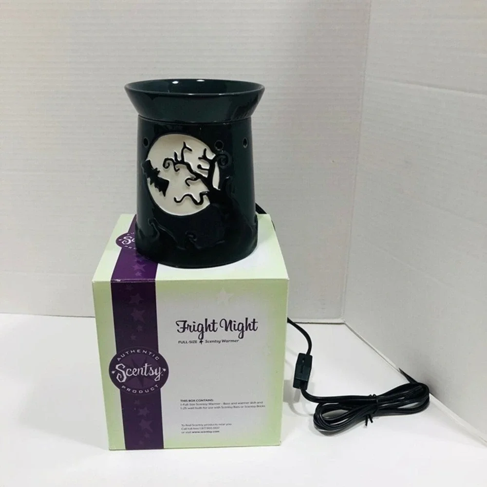 Scentsy FRIGHT NIGHT Halloween Warmer RETIRED 6x6 Full Size Originl Box USA 2010